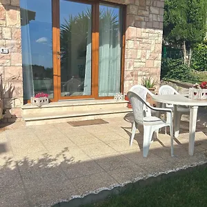 http://apt-il-boschetto.hotels-perugia.com